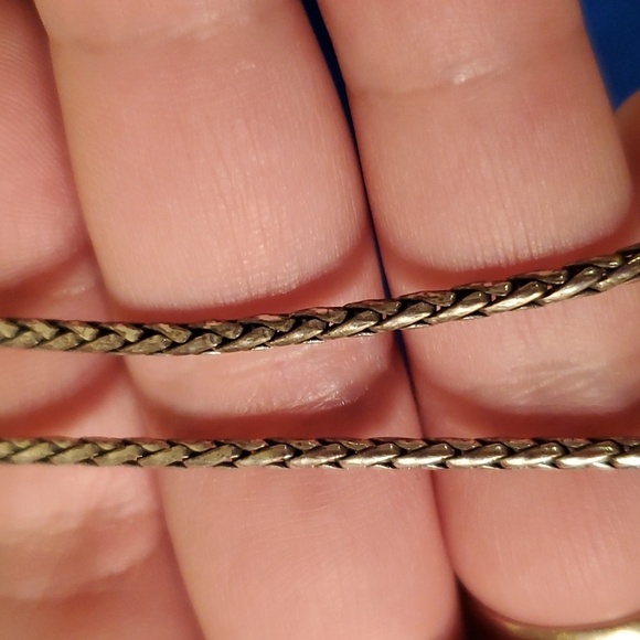 Rare retired Brighton pink La Vie silver cross necklace - Picture 3 of 7